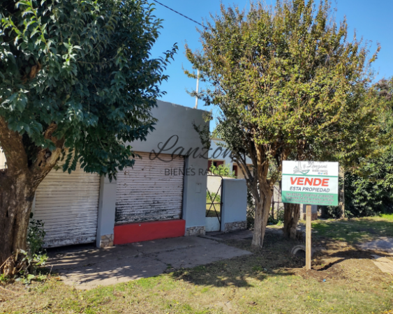 PROPIEDAD CON LOCAL COMERCIAL EN CUCULLÚ - Cód. LBR142CAS/C 