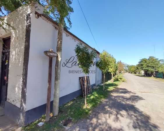 PROPIEDAD CON LOCAL COMERCIAL EN CUCULLÚ - Cód. LBR142CAS/C 