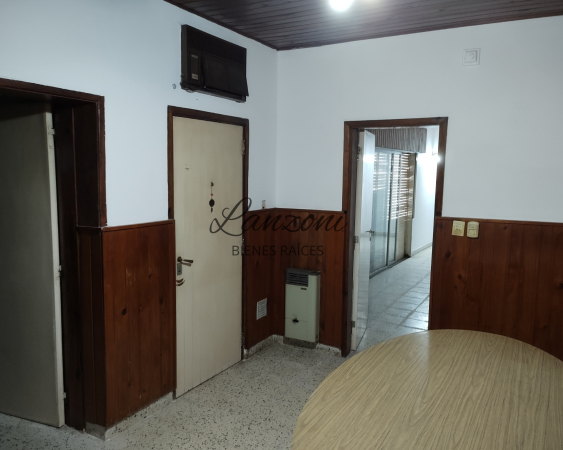 EXCEPCIONAL INMUEBLE A LA VENTA- Cód.LBR57CAS 